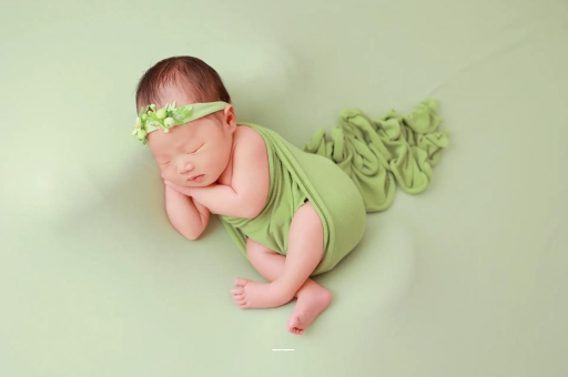 广州代怀供卵公司宝宝爱出汗怎么回事